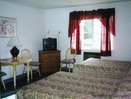 Stagecoach Motel Grass Valley Room photo