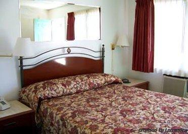 Stagecoach Motel Grass Valley Room photo